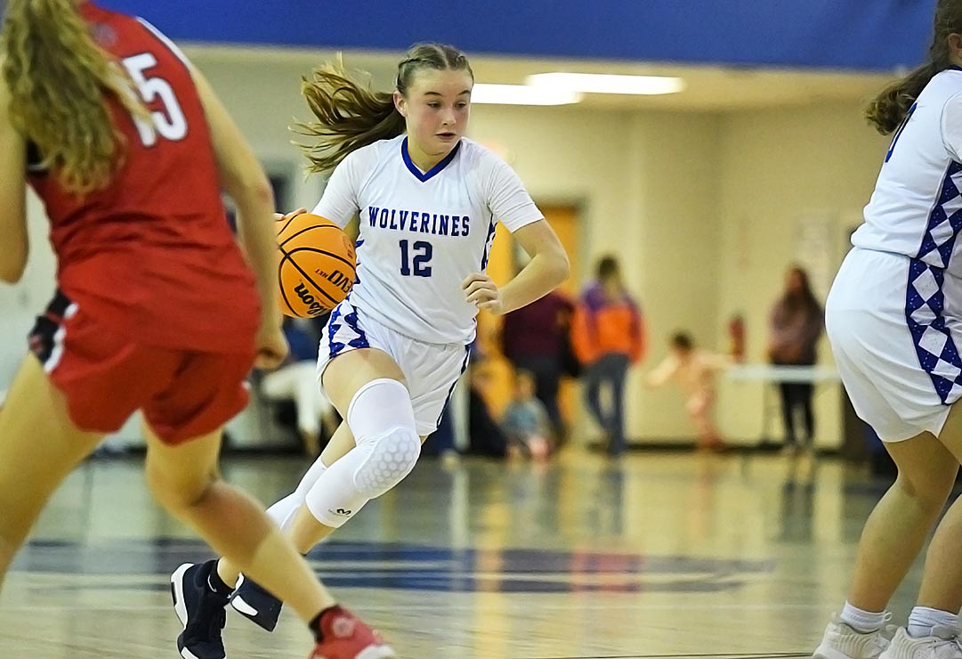 Polk Middle's Kenzie Alm had seven points in Monday's win